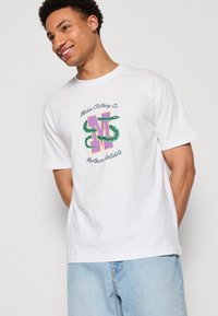 Makia VIPER - Μπλουζάκι με στάμπα - white