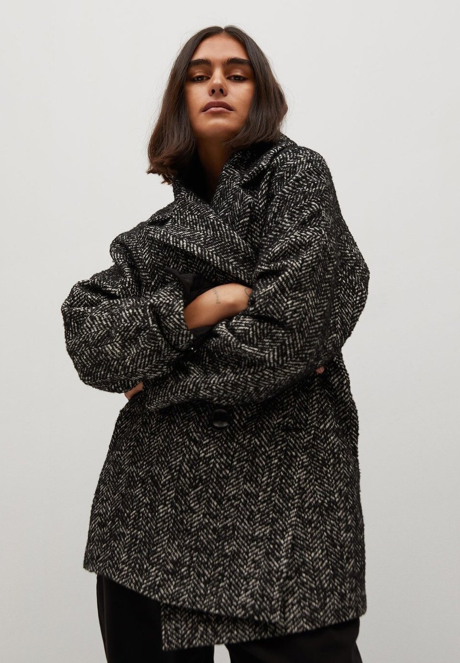 Violeta by Mango MARIA Kort kåpe frakk schwarz Zizzi COAT - Kort kåpe / frakk - night sky
