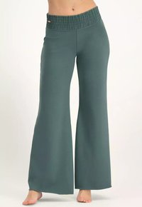 Unausgewählt, forest