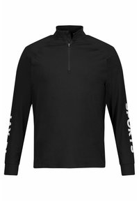 Schwarzes Langarmshirt mit einem halben Reißverschluss am Kragen, das auf dem linken Ärmel weißen "SPORTS"-Text und einen glatten, leichten Stoff aufweist.