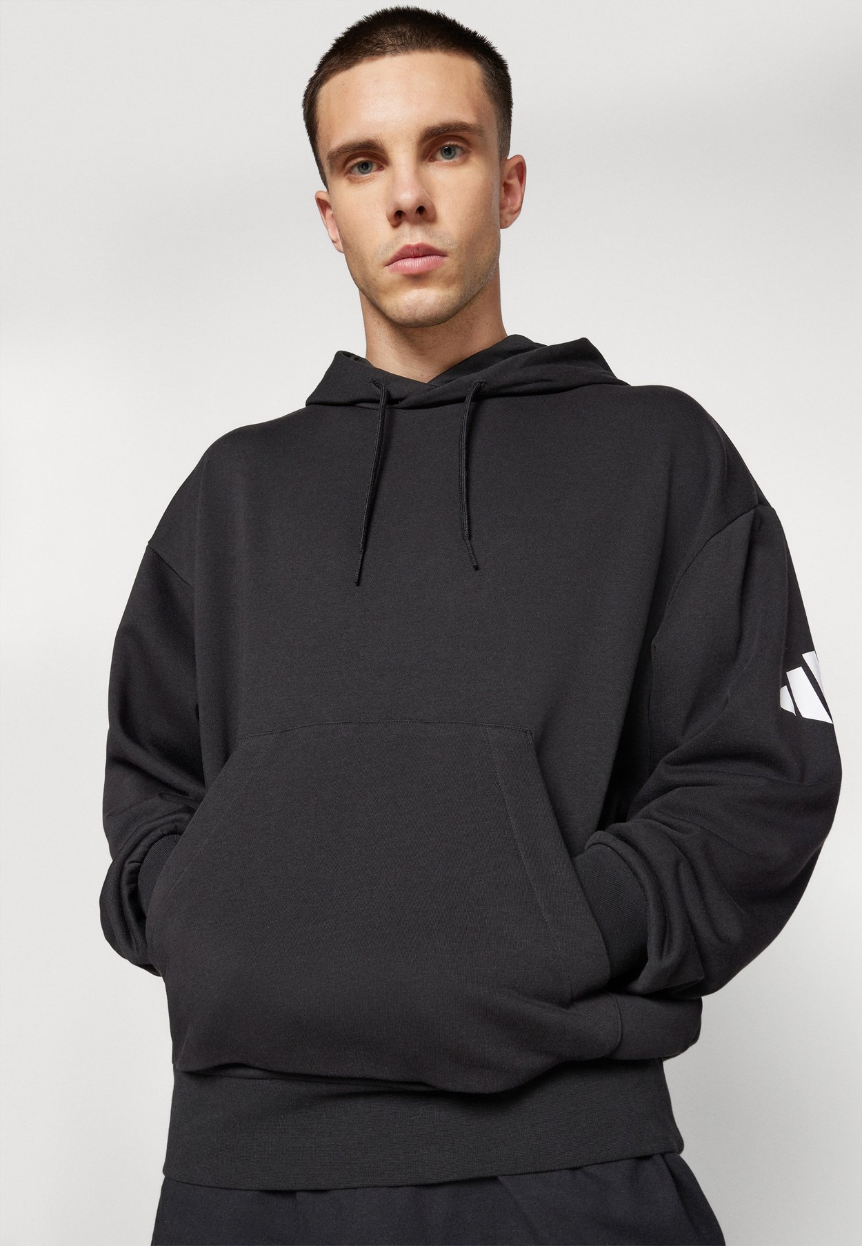 ESSENTIALS LOSE FIT HOODIE