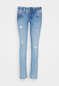 Jeans de mezclilla azul claro con un ajuste slim, que presentan acabados desgastados, diseño de cinco bolsillos y cierre de doble botón en la cintura.