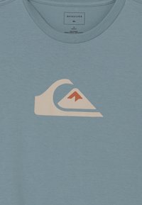 Quiksilver COMP LOGO TEE  - T-shirt estampada - citadel blue