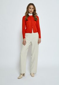 PEPPERCORN PCTANA - Strickjacke - intense orange