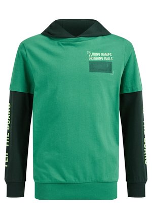 Grøn pullover sweatshirt med sorte ærmer, der har hætte, grafisk tekst og teksturerede detaljer. Fremstillet af blødt bomuldsstof.