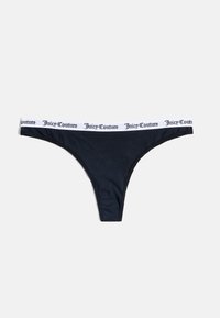 String noir avec un élastique blanc portant le logo "Juicy Couture" en noir. Texture lisse, design épuré.