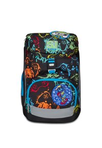 Zaino nero con motivi di gioco colorati, caratterizzato da dettagli blu, una tasca frontale con una toppa rotonda e una chiusura a falda superiore.