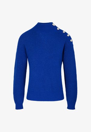 Blå strikket sweater med høj hals, ribbet tekstur og dekorative hjerteformede knapper på skulderen. Lange ærmer.
