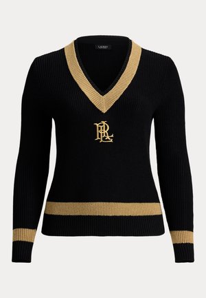 Sort strik sweater med V-hals, der har gyldne ribbede detaljer ved kraven og manchetterne samt et guldlogo på brystet.