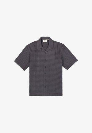 Korte mouw blouse met knopen in donkergrijs, met een gestructureerd patroon, een omgeslagen kraag en zes zwarte knopen aan de voorkant.