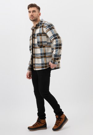 Wojas Botki sznurowane