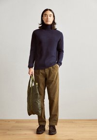 Lindbergh WIDE FIT PANTS - Trousers - sand