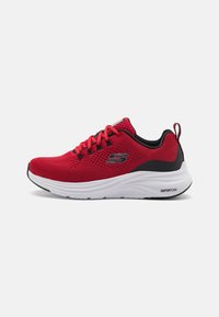 Unselected, red/black 