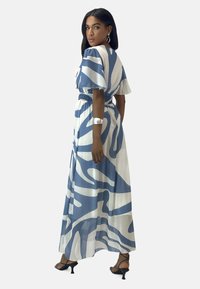 Elara Robe longue - blau