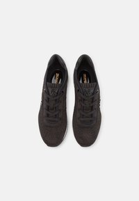 MICHAEL Michael Kors MONIQUE TRAINER - Joggesko - black/bronze