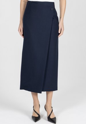 - Spódnica trapezowa