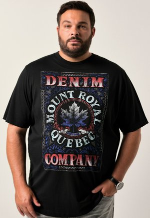 Černé bavlněné tričko s velkým vícolor grafickým designem obsahujícím nápis "Denim Mount Royal Quebec Company" a stylizovaný design javorového listu.