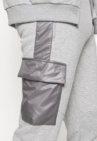 Kings Will Dream AXEL - Calças cargo - grey marl