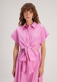 adL Košilové šaty - pink