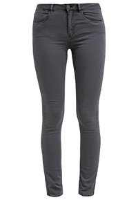 Jeans slim fit grises elaborados con una mezcla de algodón. Presentan cinco bolsillos, trabillas para el cinturón y un cierre de botón. Textura suave con ligero stretch.