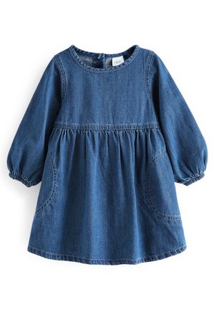 Robe en jean bleu à manches longues pour tout-petit, avec taille froncée, encolure ronde, fermeture par boutons au dos et poignets élastiqués.