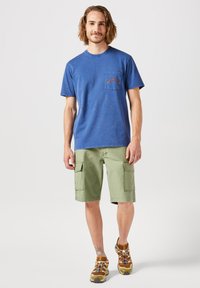 Wrangler CASEY  - Shorts - olive