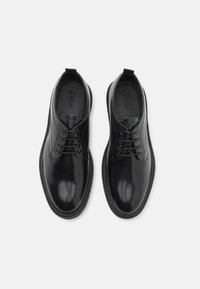 Zign LEATHER - Suvarstomi - black