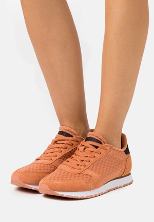 Woden Baskets basses - orange