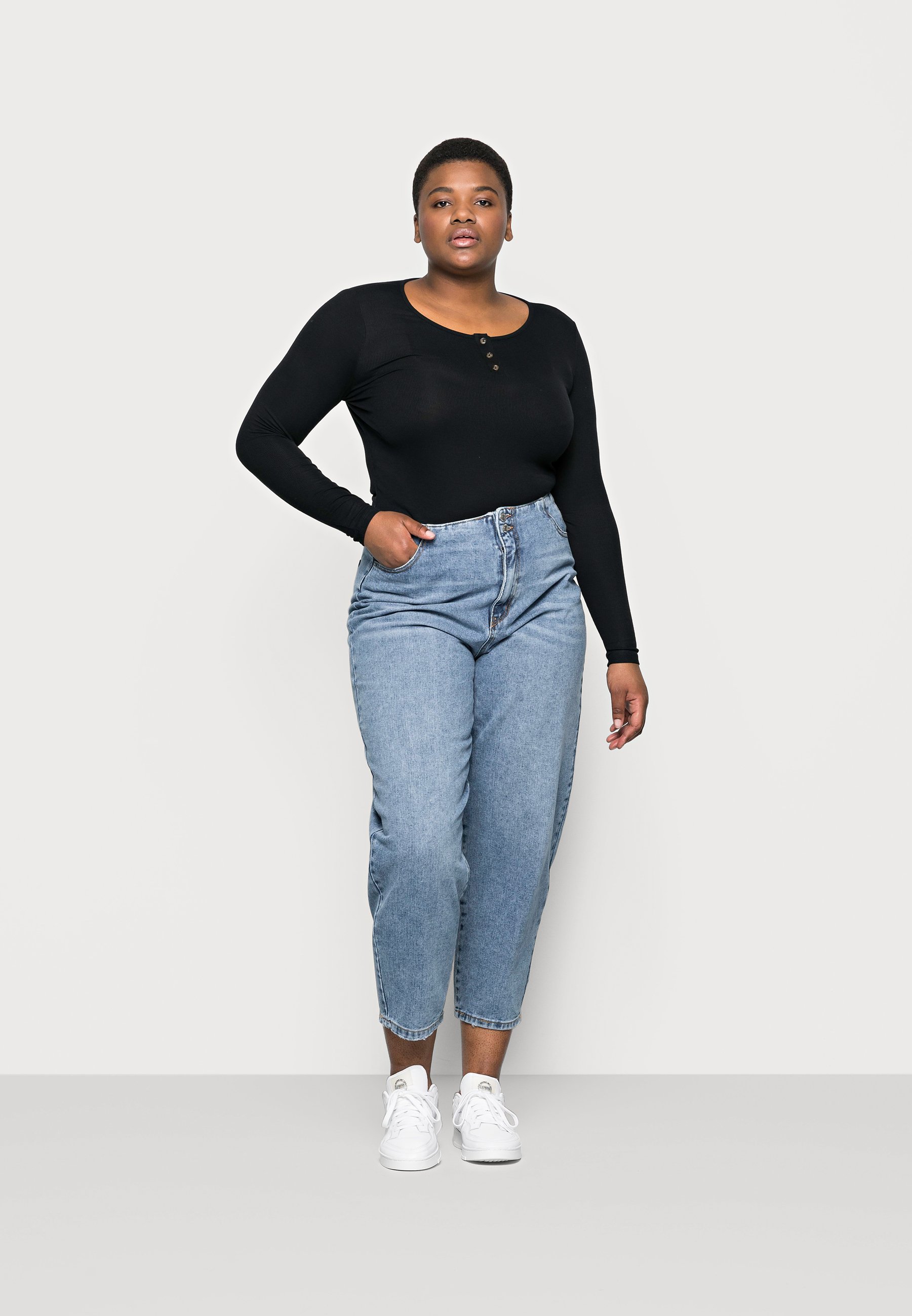 Vero Moda Curve VMIDA BARREL CUTLINE 