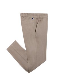 Beige, leichte Hose mit elastischem Bund, geraden Beinen und einer einzigen Gesäßtasche mit einem blauen Baum-Logo.