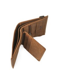 Cartera de cuero marrón con múltiples ranuras para tarjetas, un compartimento con cremallera y un acabado texturizado. Presenta un forro interior suave.