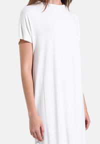 Modanisa PLAIN - Maxikleid - off white