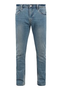 Jeans de denim deslavado azul claro con bolsillos frontales, cierre de botón y sutiles detalles de desgaste en los muslos y las rodillas.