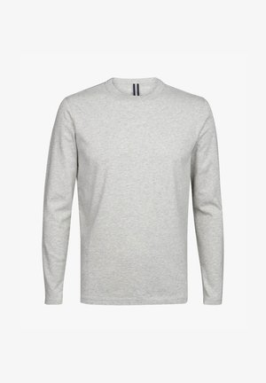 Helle graue Langarmshirt aus Baumwolle. Verfügt über einen Rundhalsausschnitt und genähte Akzente am Halsauschnitt. Glatte Textur mit lässiger Passform.