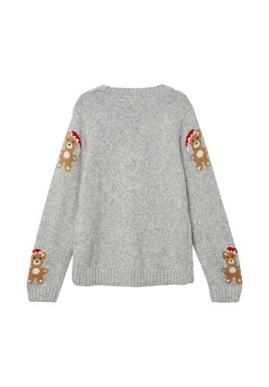 Grauer gestrickter Pullover mit langen Ärmeln, auf denen jeweils zwei gestickte Bären mit roten Hüten zu sehen sind. Rippstrickkragen und -saum.