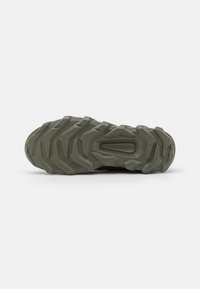 ECCO MX M PL - Sapatilhas - green