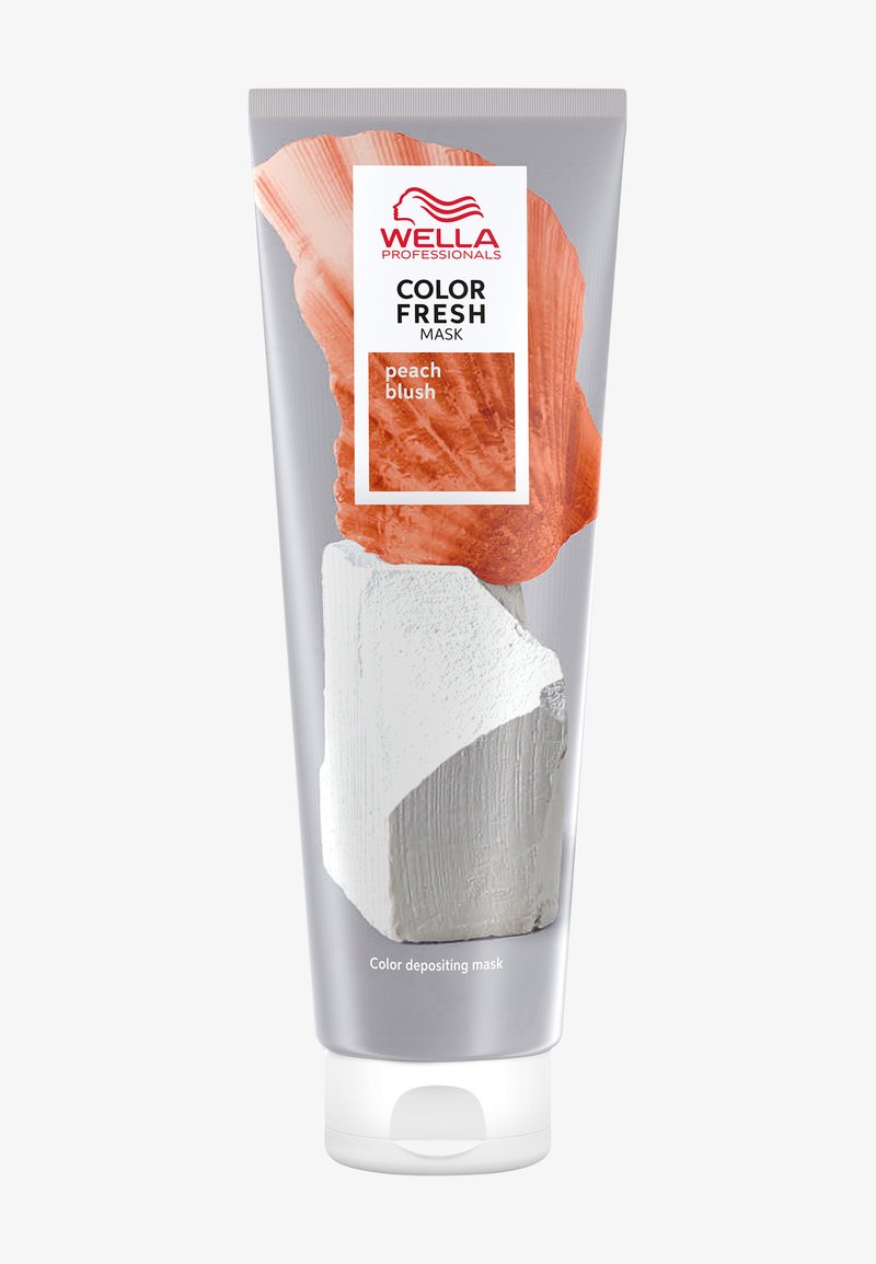 Buizens van Wella Professionals Color Fresh Mask in de kleur perzikroze, gelabeld als een kleuringgevende haarmasker met verfstaaltjes op de verpakking.