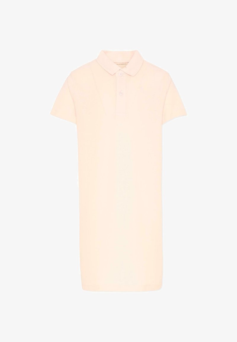 Robe polo rose clair à manches courtes avec col et deux boutons, présentée sur fond blanc.