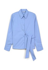 Camicia azzurro chiaro a maniche lunghe, con bottone anteriore, colletto a punta, dotata di un dettaglio legato in vita e maniche con risvolto.