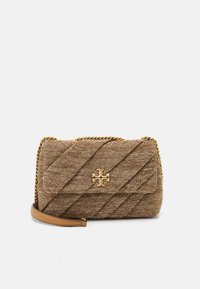 KIRA DRAPED SMALL CONVERTIBLE SHOULDER BAG - Skuldertasker - camel