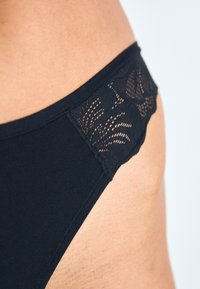 Lindex BRIEF THONG BLENDA 2 PACK - String - light dusty beige