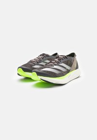 adidas Performance ADIZERO TAKUMI SEN 10 - Løpesko for vei - charcoal/silver metallic/chalky brown