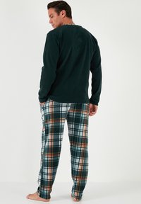 Buratti REGULAR FIT SET - Pyžamová súprava - green