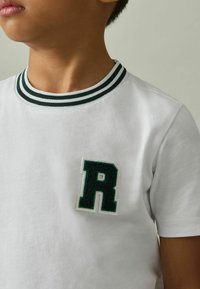 Reiss Triko s potiskem - white