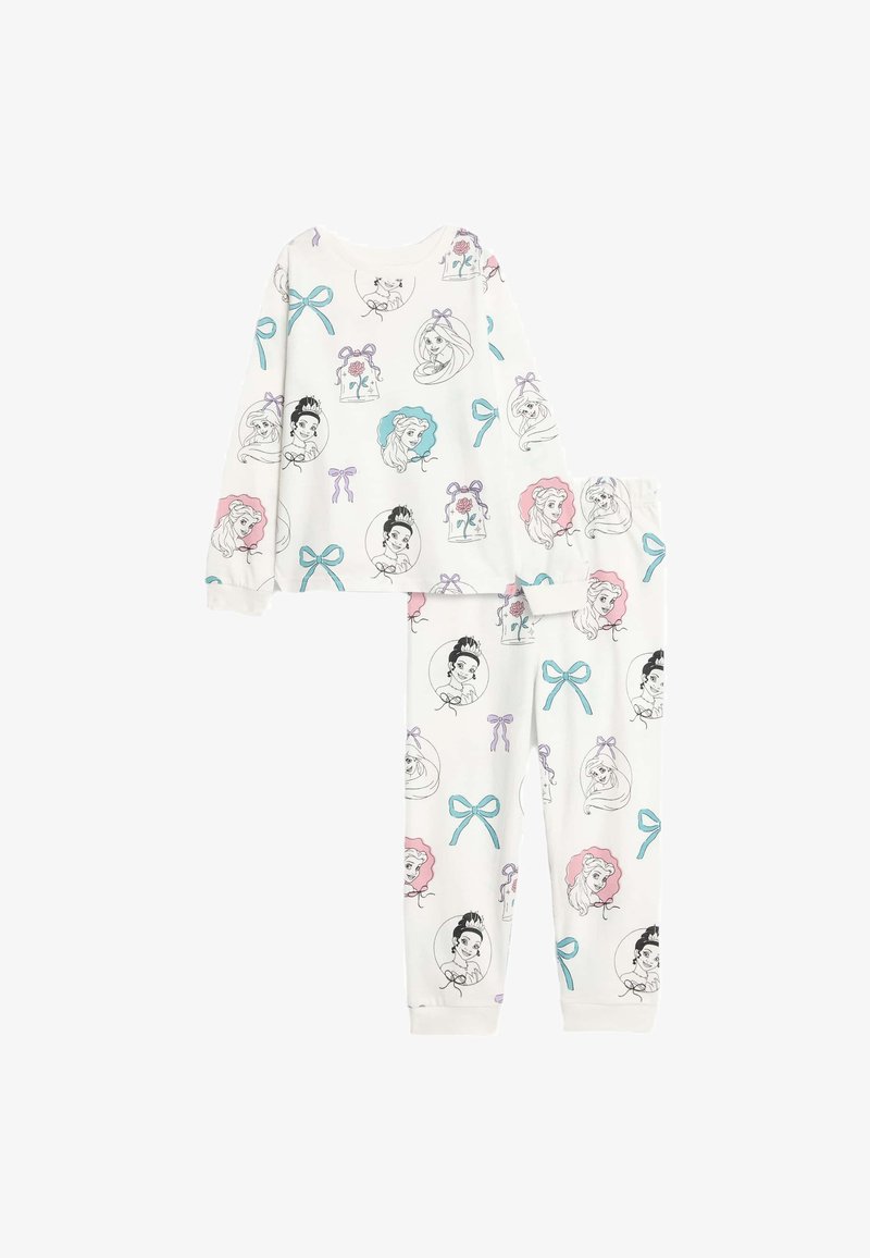 Hvid pyjamas sæt med langærmet top og bukser, prydet med farverige illustrationer af figurer og sløjfer i pink, blå og lilla.