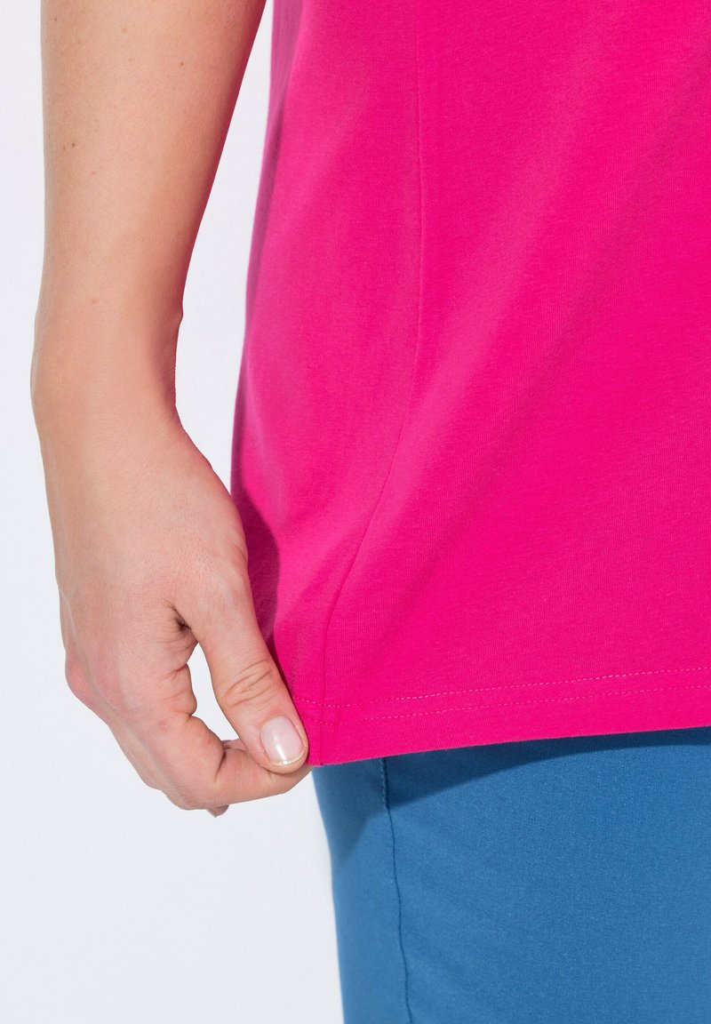 Ulla Popken T-Shirt Donna A Linea A Con Scollo A Tunica - Mezze Maniche, Jersey Morbido, Colore Fuchsia Pink - 4