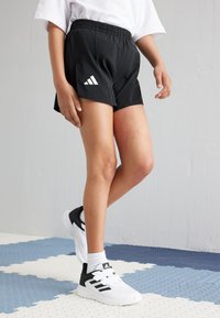 adidas Performance TEAM SHORTS UNISEX - Sports shorts - black/white