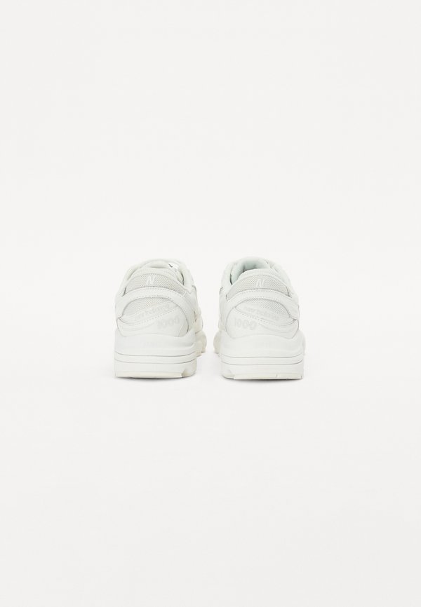 M1000 UNISEX  - Trainers - reflection4