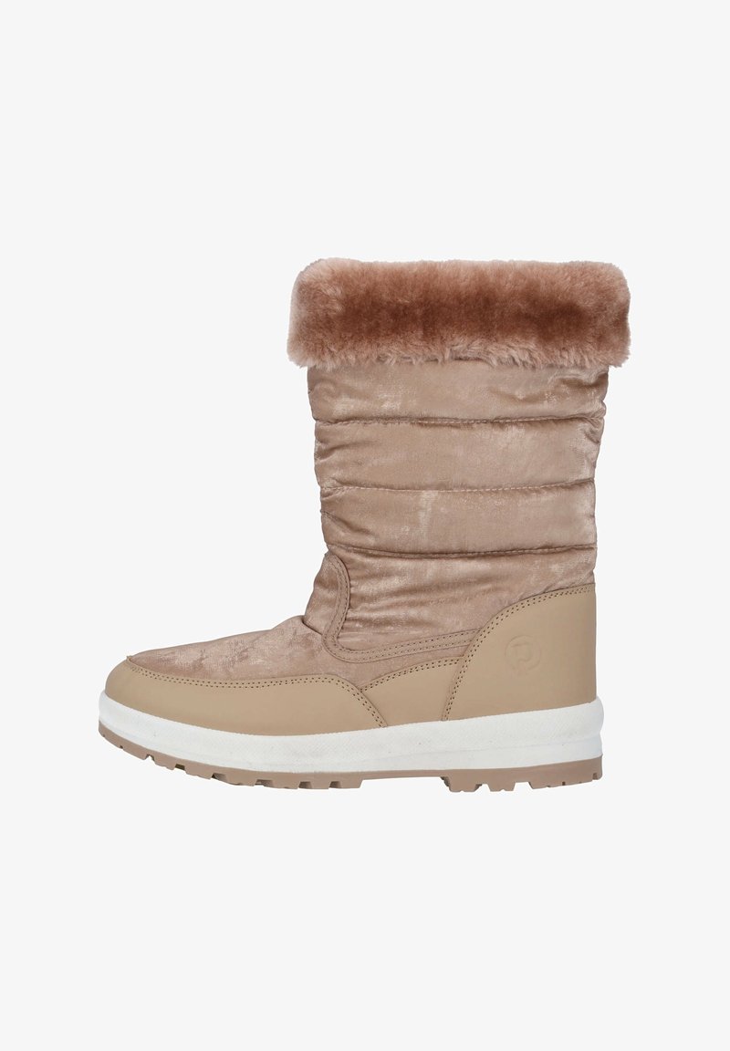 Botte d'hiver beige isolée avec un col en fourrure douce, texture matelassée, bout arrondi, et une semelle extérieure blanche en caoutchouc avec des rainures antidérapantes.