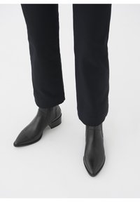 Vagabond Stövletter - black